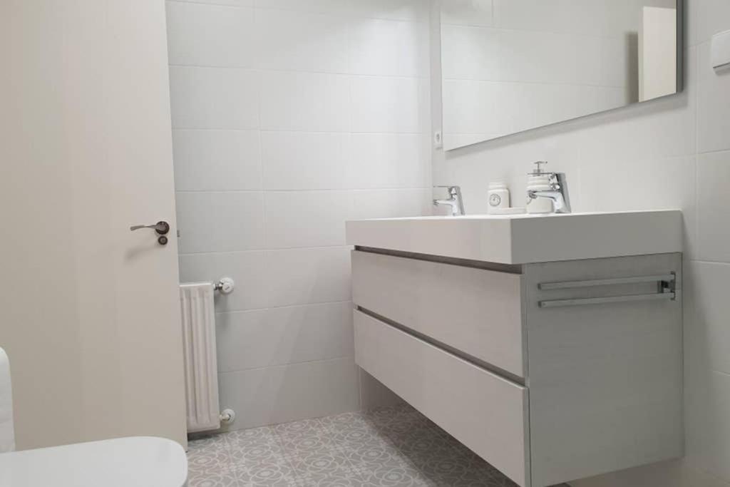 Appartement Nuevo-Casco Historico-Parking Gratuito. à Oviede Extérieur photo