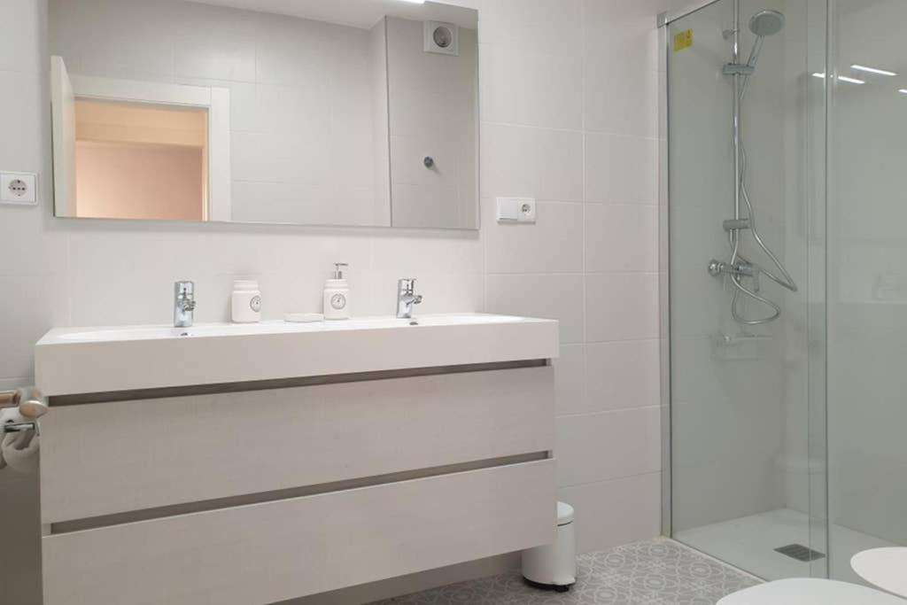 Appartement Nuevo-Casco Historico-Parking Gratuito. à Oviede Extérieur photo